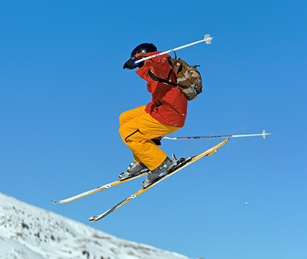 Le ski alpin sur pistes damées